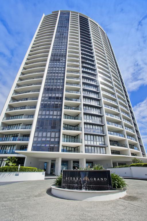 Sierra Grand Broadbeach - Gclr Gold Coast Extérieur photo